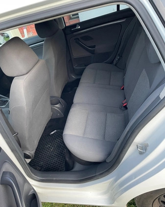 Volkswagen Golf cena 11900 przebieg: 253700, rok produkcji 2009 z Biała małe 37